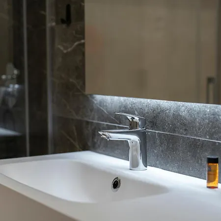 Διαμέρισμα Sunset Cliffs - High Floor - Sea View *