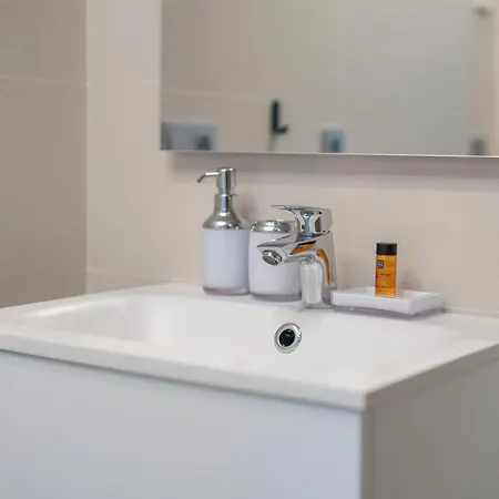 Sunset Cliffs - High Floor - Sea View *