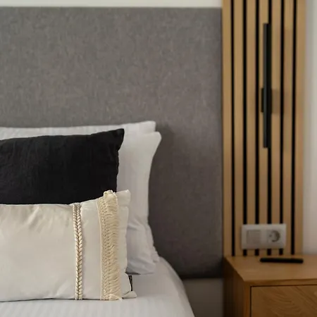 Sunset Cliffs - High Floor - Sea View