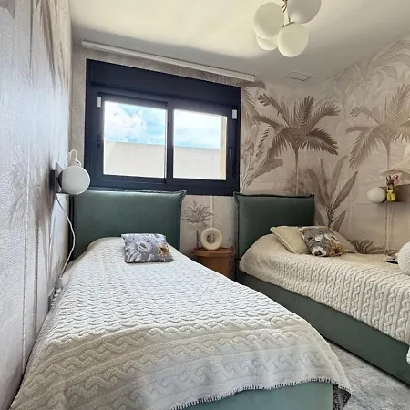 Sunset Cliffs - High Floor - Sea View Apartment Benidorm