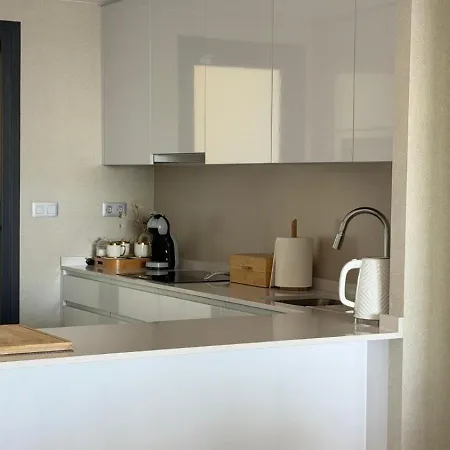Apartment Sunset Cliffs - High Floor - Sea View