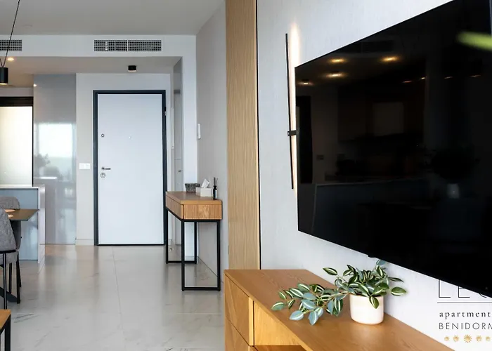 Sunset Cliffs - High Floor - Sea View Appartamento