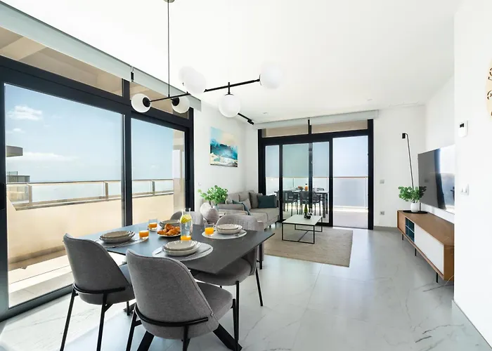 Sunset Cliffs - High Floor - Sea View Appartamento *