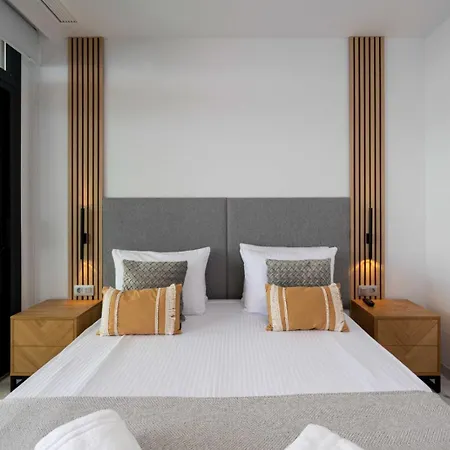 Апартаменты Sunset Cliffs - High Floor - Sea View *