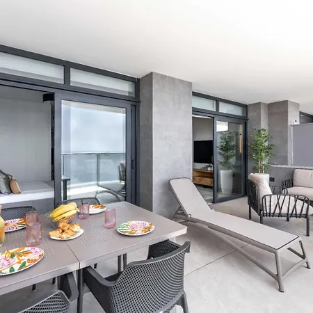 Sunset Cliffs - High Floor - Sea View Апартаменты Бенидорм