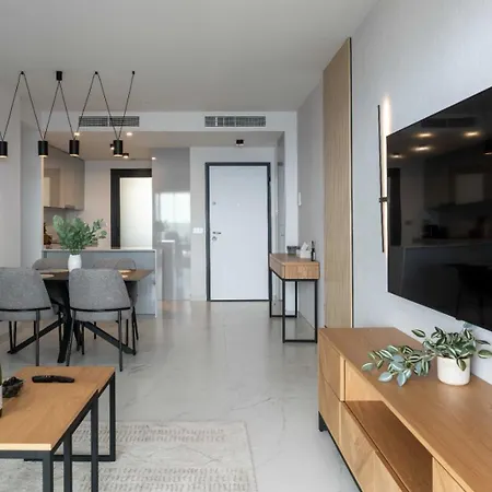 Sunset Cliffs - High Floor - Sea View