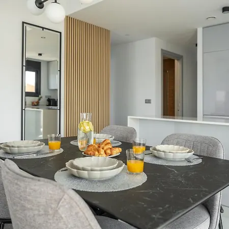 Sunset Cliffs - High Floor - Sea View Апартаменты Бенидорм