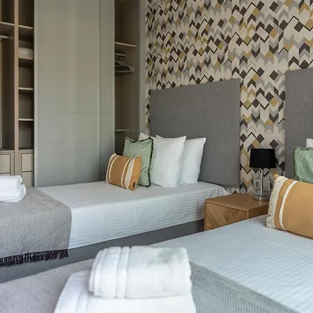 Апартаменты Sunset Cliffs - High Floor - Sea View *