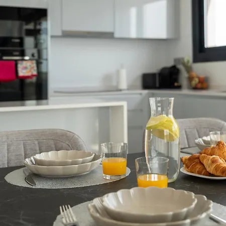 Sunset Cliffs - High Floor - Sea View * Бенидорм