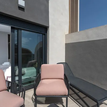 Sunset Cliffs - High Floor - Sea View *